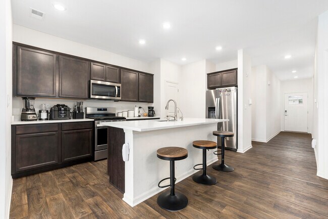Foto del edificio - 216 Sussex Ct