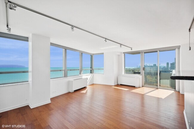 Foto del edificio - 5701 N Sheridan Rd