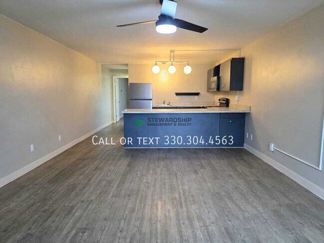 Foto del edificio - 2331 E Market St