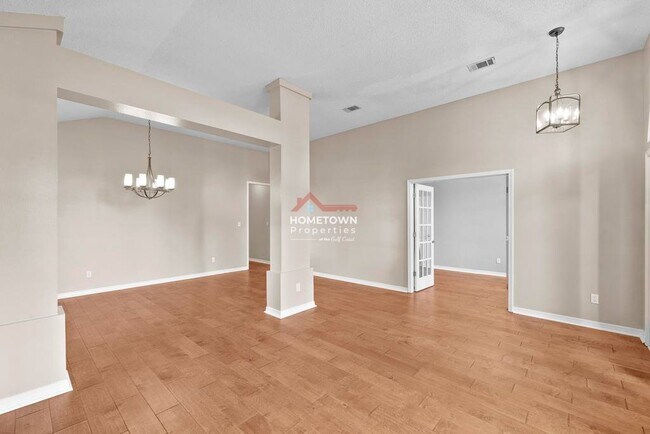 Foto del edificio - Four Bedroom Home in Gated Stonebrook Vill...