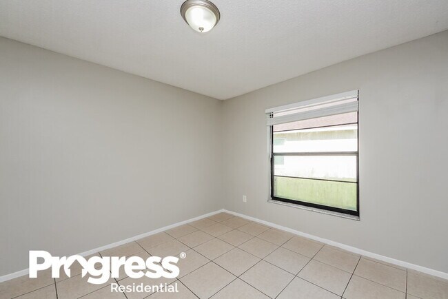 Building Photo - 1422 Mimi Ct