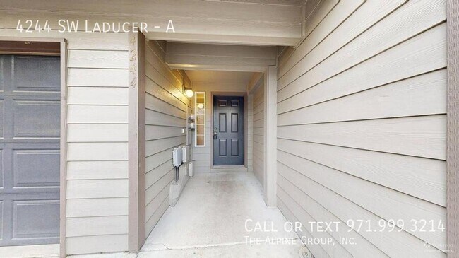 Photo - 4244 SW Laducer-A Apartment