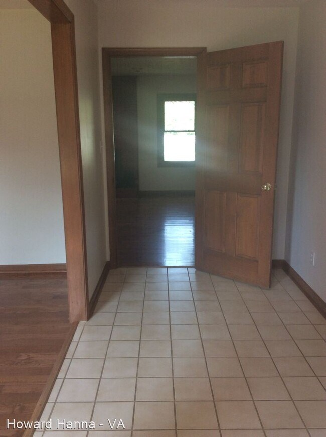 Foto del edificio - 3 br, 2.5 bath House - 104 Branscome Blvd