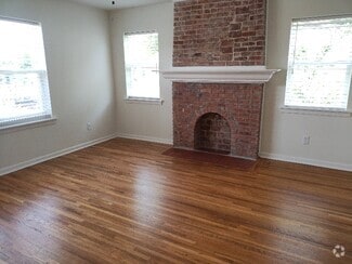 Building Photo - 1312 S Quaker Ave
