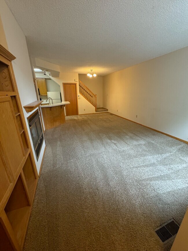 Building Photo - 4275 Merrimac Lane North