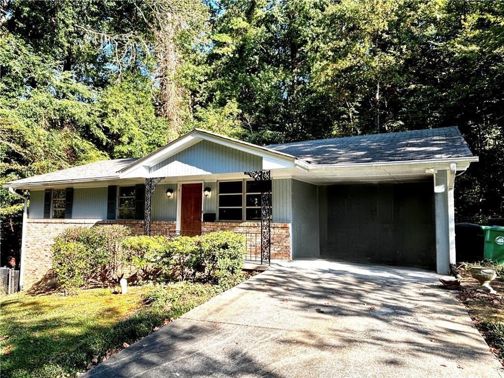 Foto principal - 2214 Dogwood Ln NE