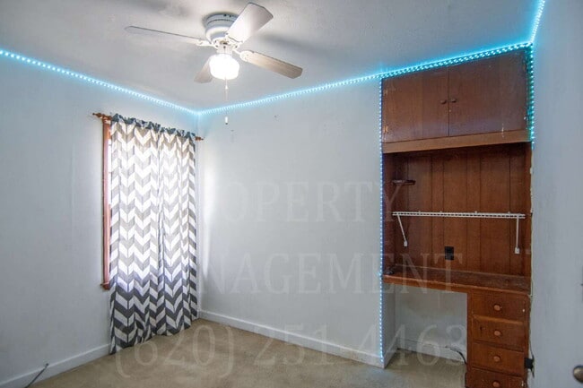 Building Photo - 3 Bedroom 1 Bath