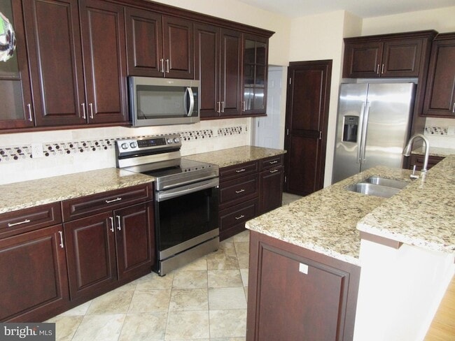 Building Photo - 20 Doolin Bay Dr