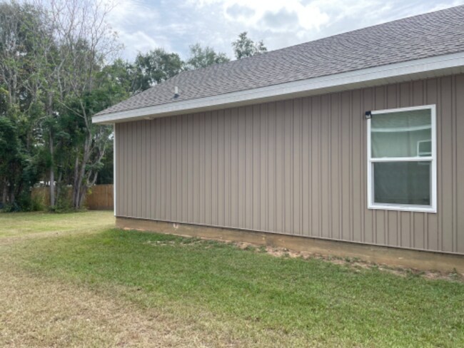 Foto del edificio - 8055 4th St