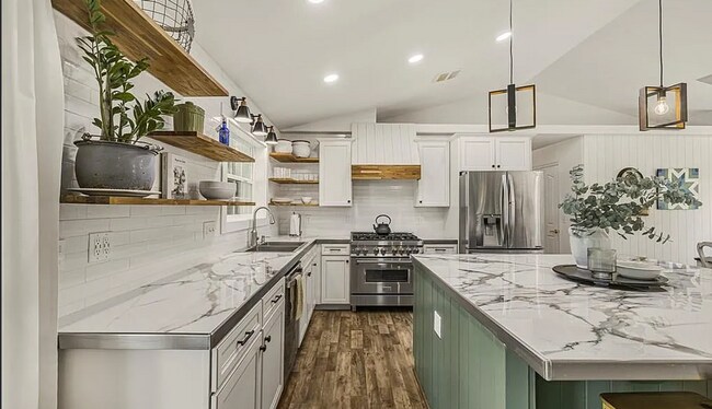 Foto del edificio - 4 Bed 3 Bath home and shop in Rigby