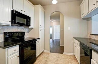 Building Photo - 2034 Marchwood Manor Dr