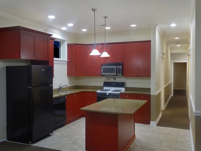 Foto del edificio - 6208 N Talman Ave