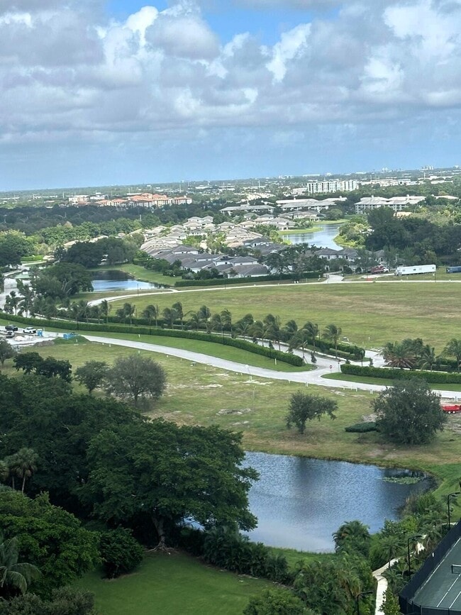Foto del edificio - 2425 Presidential Way