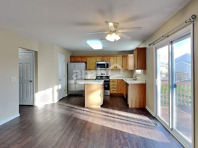 Foto del edificio - 637 Ellen Dr