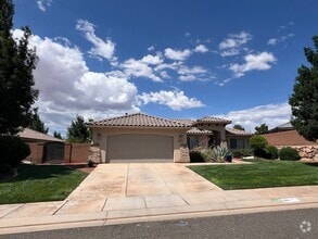 Building Photo - 1001 E 3900 S