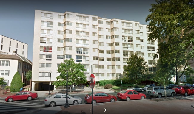 Foto del edificio - 922 24th St NW
