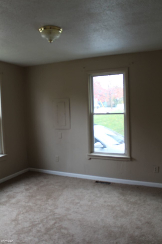 Building Photo - 209 Reed Ave
