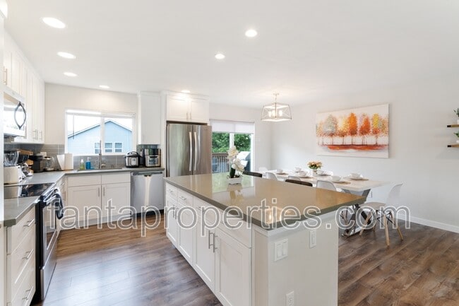 Foto del edificio - 10035 61st Ave S