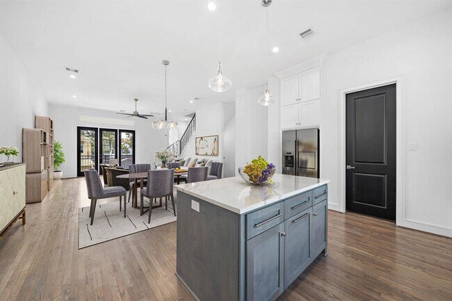 Foto del edificio - 1011 E 28th St
