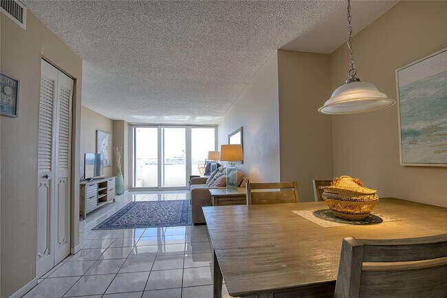 Building Photo - 111 Briny Ave