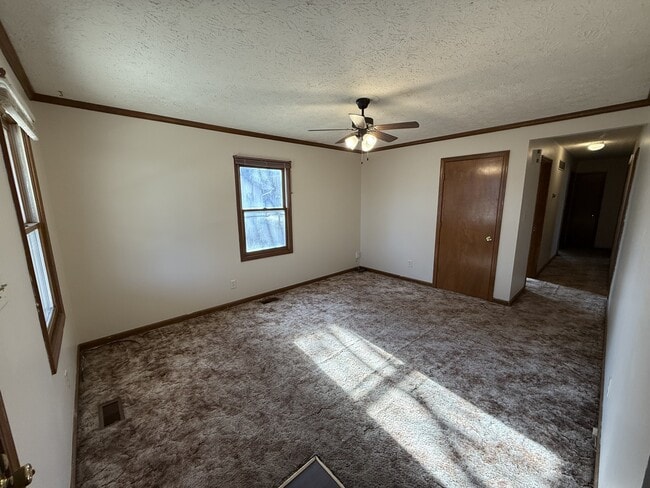 Building Photo - 508 Illinois St