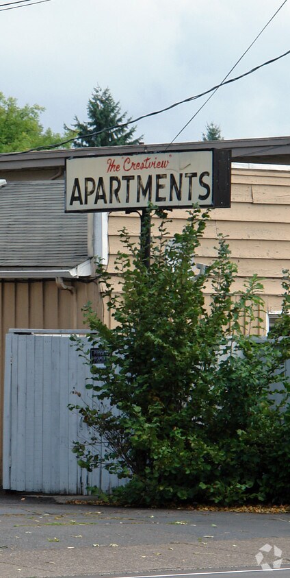 Building Photo - The Crestview Apartments