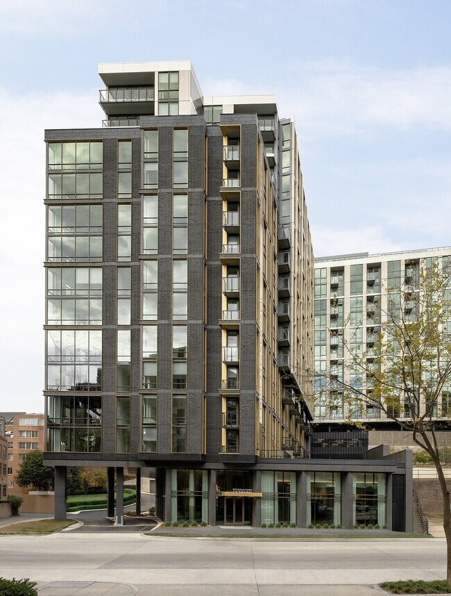 Building Photo - Zephyr at Wardman Park
