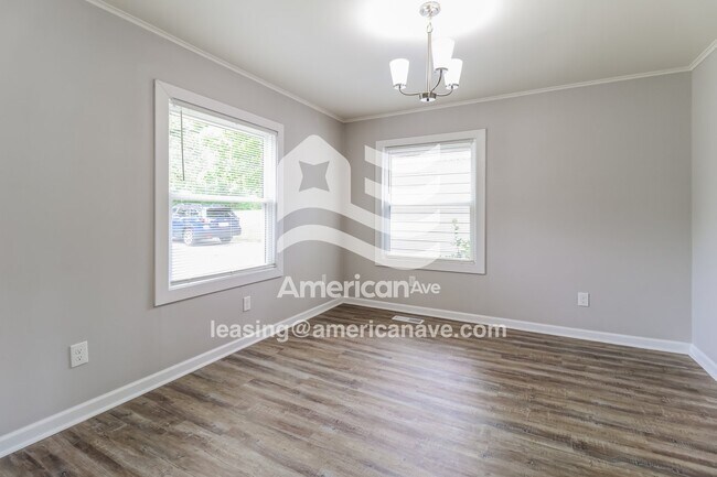 Building Photo - 3 W Avalon Dr