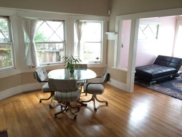 Foto del edificio - 1316 E 27th St