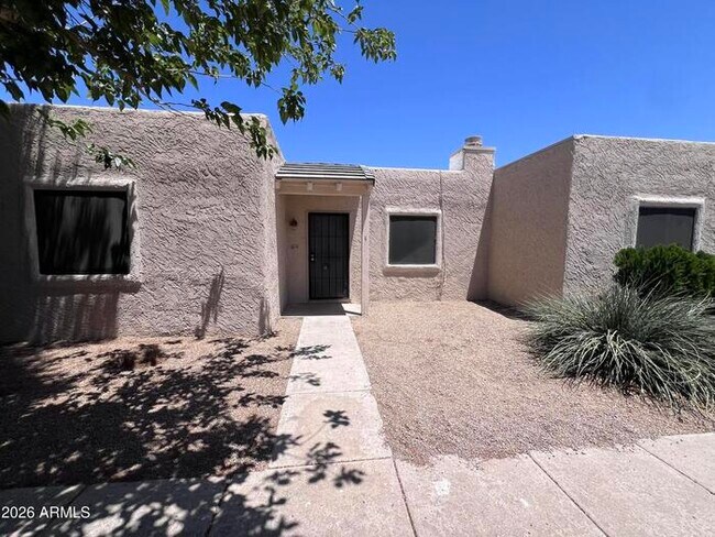 Foto del edificio - 15601 N 27th St