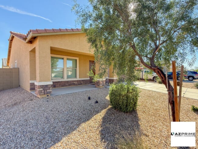 Building Photo - Imagine Cming Hme to This Stunning, New, Partially Furnished 4/2 gem in the Highly Sought-after Park