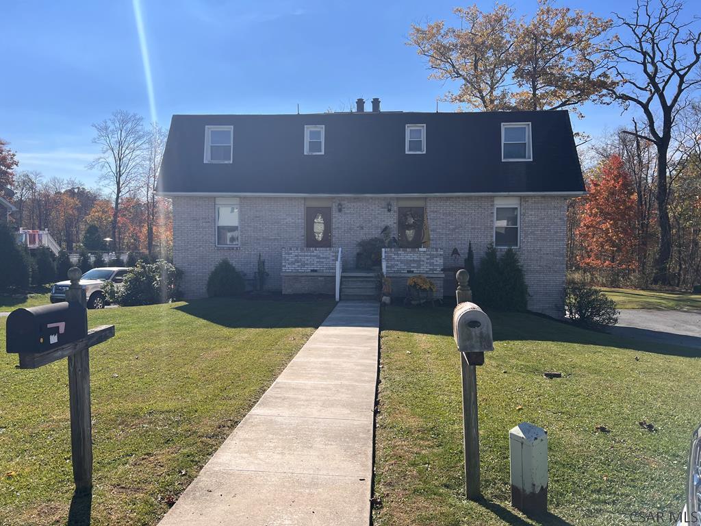 Foto principal - 120-122 Berkey Dr