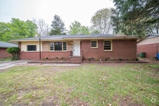Building Photo - 2320 Ginny Ave