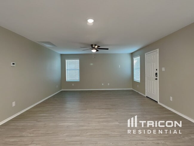 Building Photo - 9607 Littleton Grist