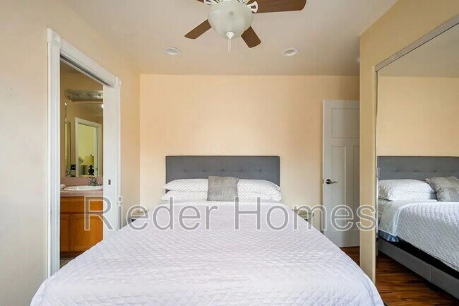 Foto del edificio - 4435 Summer Dr
