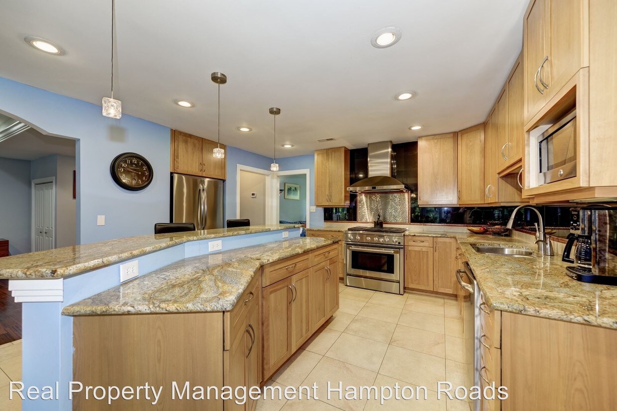 Primary Photo - 5 br, 3 bath House - 2548 Inlynnview Road