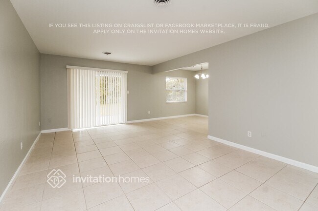 Building Photo - 3362 Bougainvillea Dr