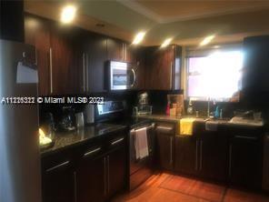 Building Photo - 1301 NE Miami Gardens Dr