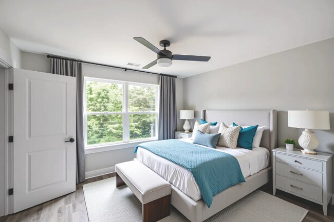 Foto del edificio - 120 Brookmeade Dr