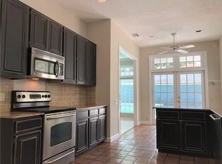 Foto del edificio - 824 S Rome Ave