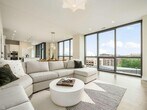 Foto principal - 250 W Spring St