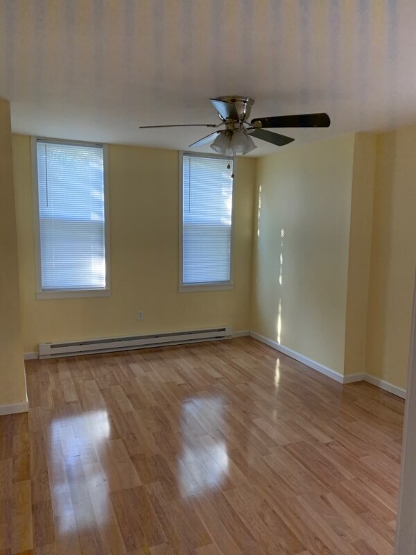 1206 W Airdrie St Unit 2, Philadelphia, PA 19140 Room for Rent in