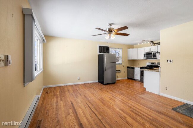 Foto del edificio - 3 br, 1 bath House - 227 S Prospect Street...