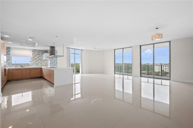 Building Photo - 17301 Biscayne Blvd