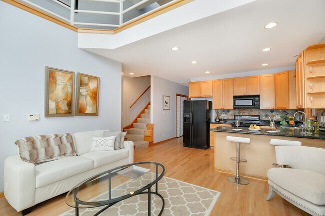 Foto del edificio - 919 N Willard Ct