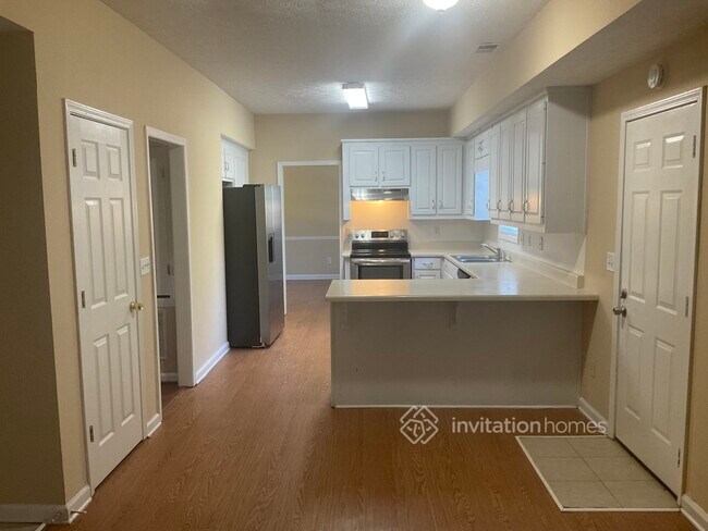Foto del edificio - 1645 Rose Pointe Dr