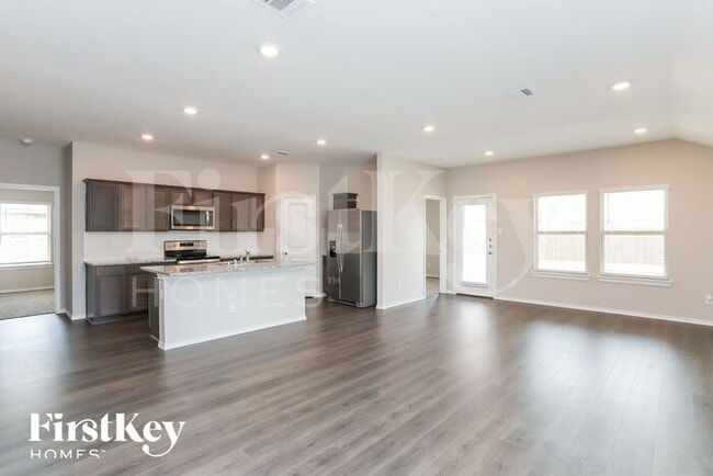 Building Photo - 800 Saddle Horn Way