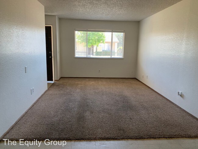 Foto del edificio - 2530-2534 W Hemlock Ct