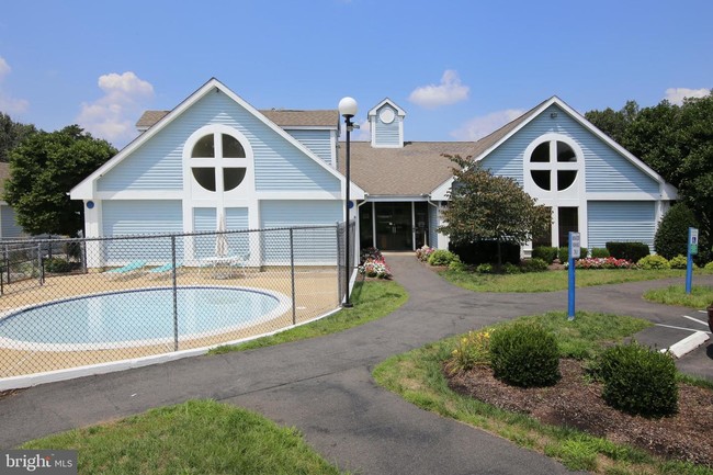 Building Photo - 8218 Winstead Pl