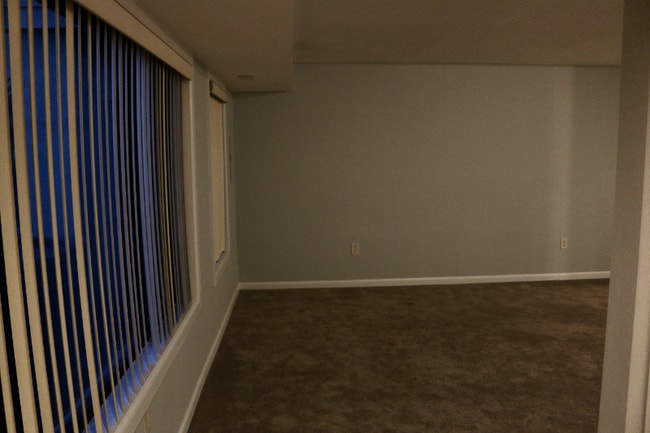 Building Photo - 9938 Hellingly Pl